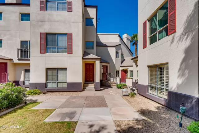 MLS: 6297395 Condo For Sale