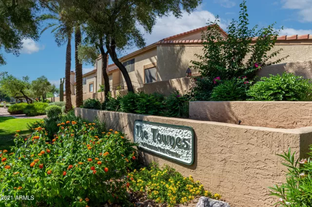 MLS: 6297618 Condo For Sale