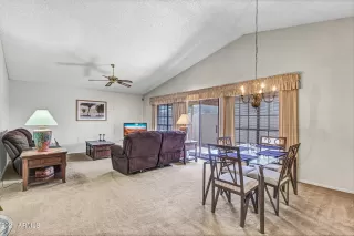 Photo #5: 6297618 Listing 