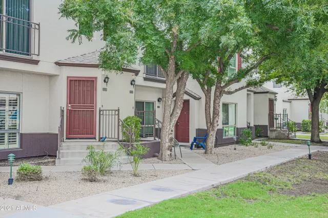 MLS: 6297775 Condo For Sale