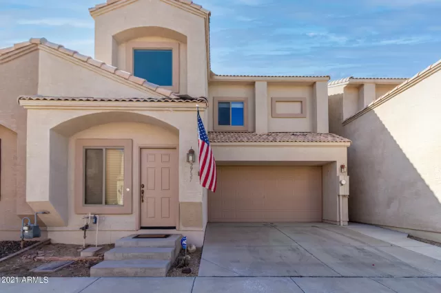 MLS: 6297936 Condo For Sale