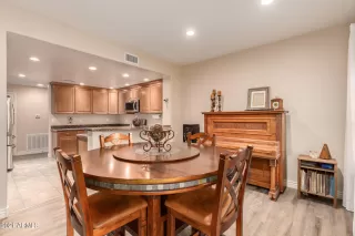 Photo #6: 6298017 Listing