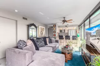 Photo #3: 6298023 Listing