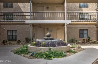 Photo #2: 6298122 Listing