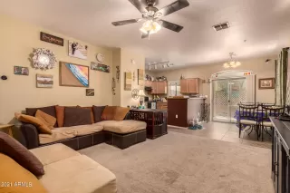 Photo #6: 6298200 Listing 