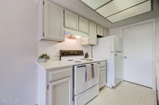 Photo #5: 6298234 Listing 