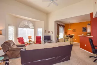 Photo #6: 6298480 Listing