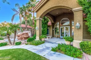 Photo #5: 6298659 Listing