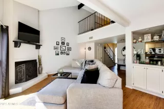 Photo #3: 6298725 Listing