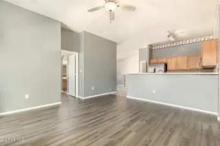 Photo #5: 6298852 Listing 