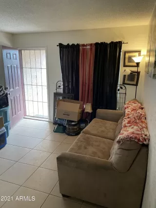 Photo #3: 6298885 Listing