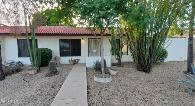 MLS: 6298892 Condo For Sale