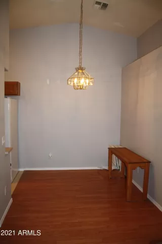 Photo #5: 6299077 Listing 