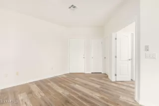 Photo #6: 6299307 Listing