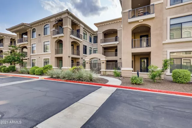 MLS: 6299366 Condo For Sale