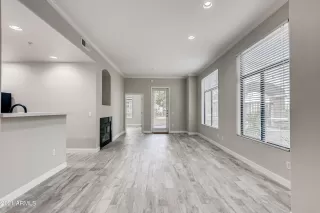 Photo #5: 6299366 Listing 