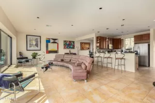 Photo #3: 6299402 Listing 