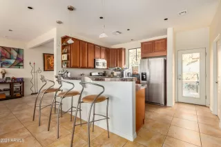 Photo #4: 6299402 Listing 