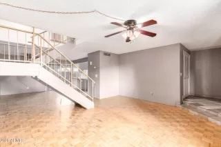 Photo #3: 6299408 Listing