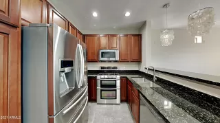 Photo #5: 6299567 Listing