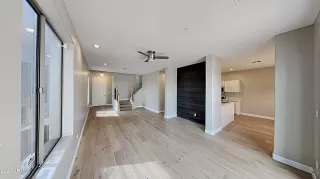 Photo #3: 6299594 Listing