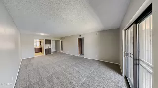 Photo #2: 6299646 Listing 