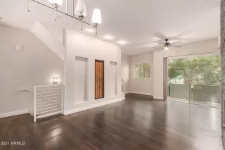 Photo #5: 6299667 Listing