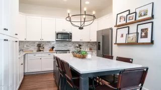 Photo #4: 6299754 Listing