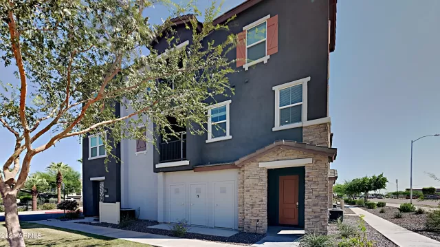 MLS: 6299780 Condo For Sale