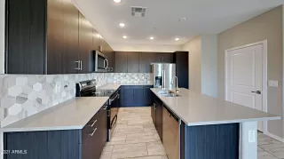 Photo #4: 6299780 Listing 