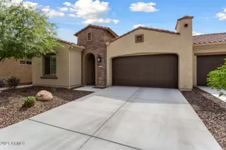 Photo #1: 6299863 Listing