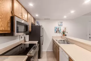 Photo #3: 6300080 Listing