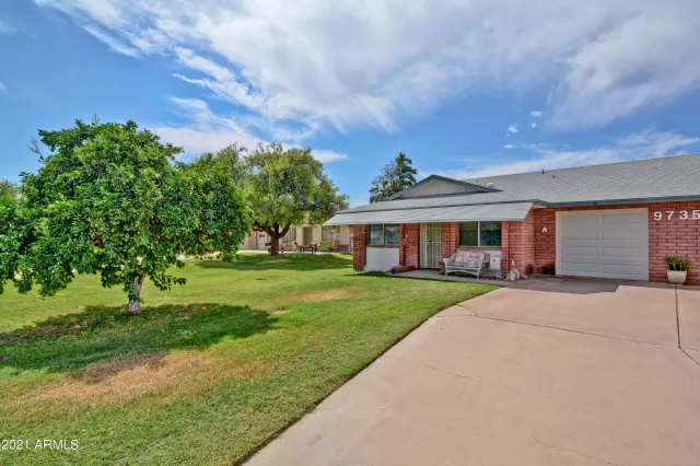 MLS: 6300127 Condo For Sale