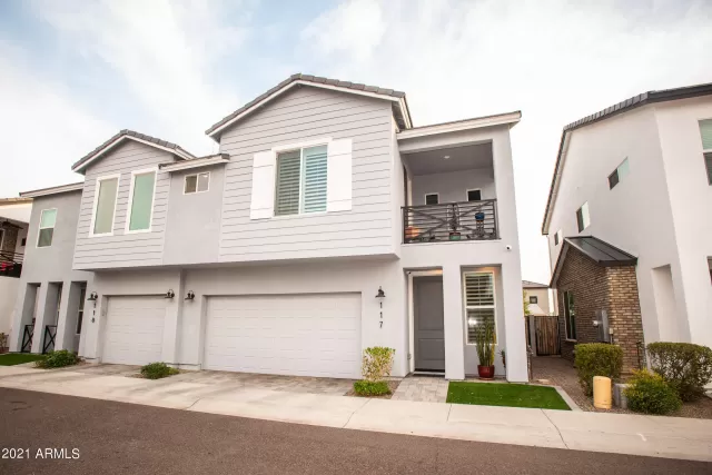 MLS: 6300160 Condo For Sale