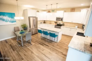 Photo #6: 6300160 Listing