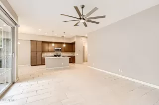 Photo #5: 6300225 Listing 