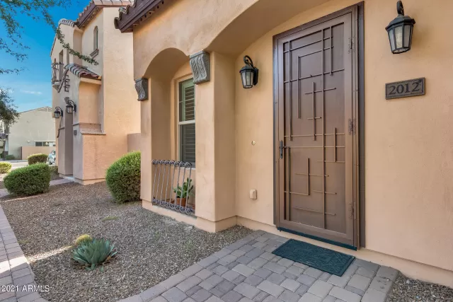 MLS: 6300329 Condo For Sale