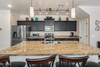 Photo #3: 6300329 Listing 