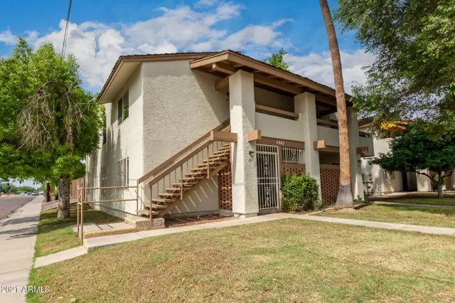 MLS: 6300441 Condo For Sale