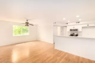 Photo #3: 6300441 Listing