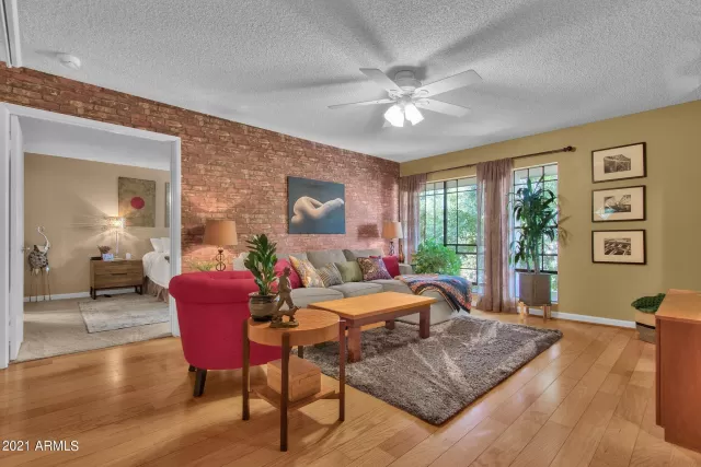 MLS: 6300449 Condo For Sale