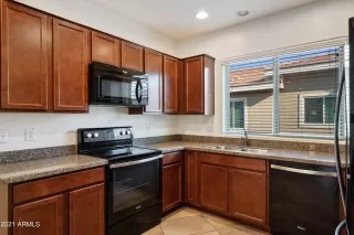 Photo #4: 6300451 Listing 