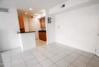 Photo #1: 6300586 Listing 