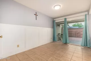 Photo #6: 6300620 Listing