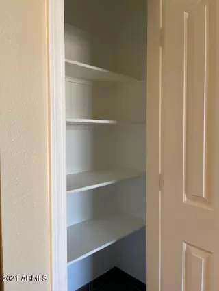 Photo #6: 6301015 Listing