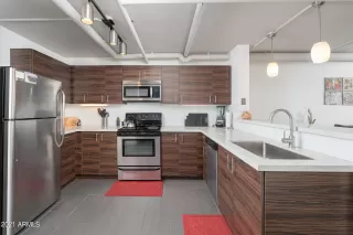 Photo #3: 6301129 Listing 