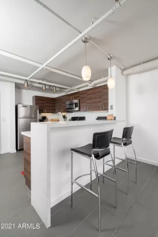 Photo #6: 6301129 Listing 