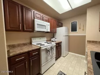 Photo #6: 6301132 Listing