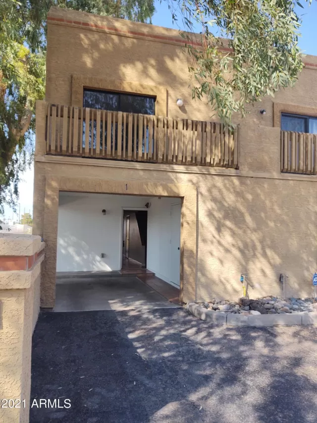 MLS: 6301223 Condo For Sale