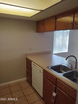 Photo #6: 6301223 Listing